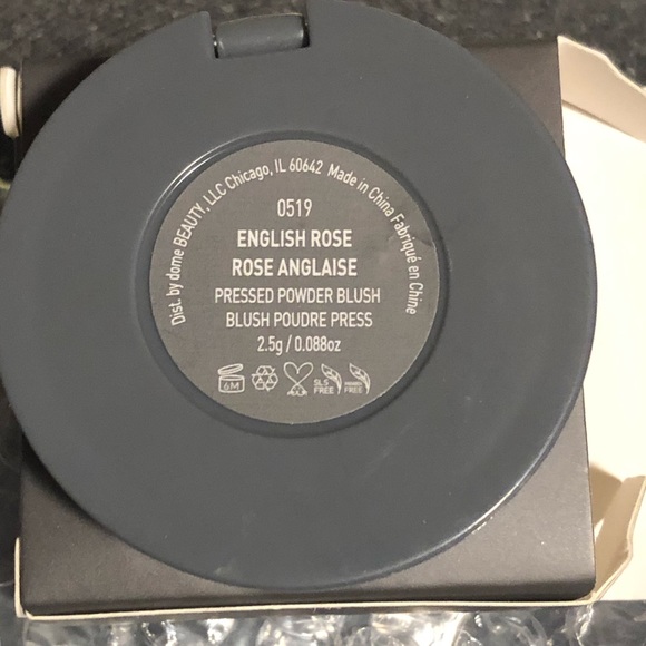 Random 4-pz Makeup Lot - Picture 4 of 13